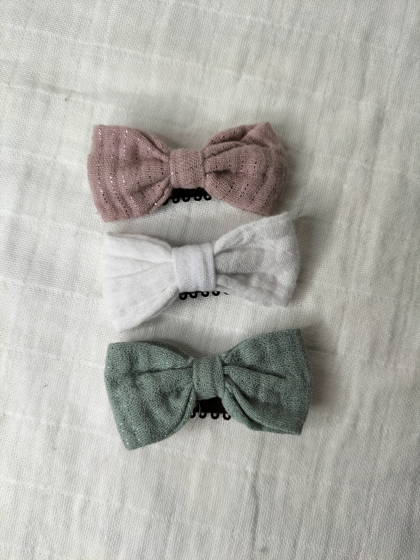 Lot de 3 barrettes en stock