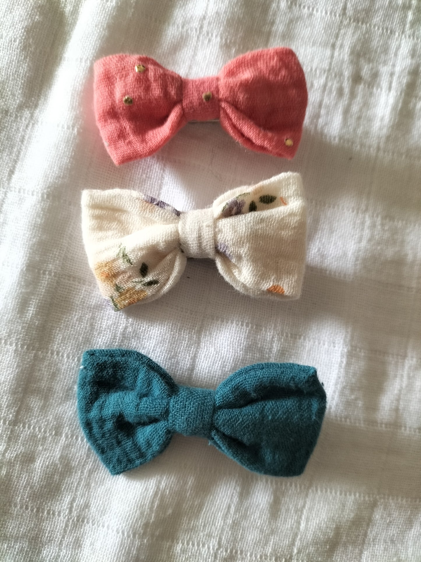 Lot de 3 barrettes en stock