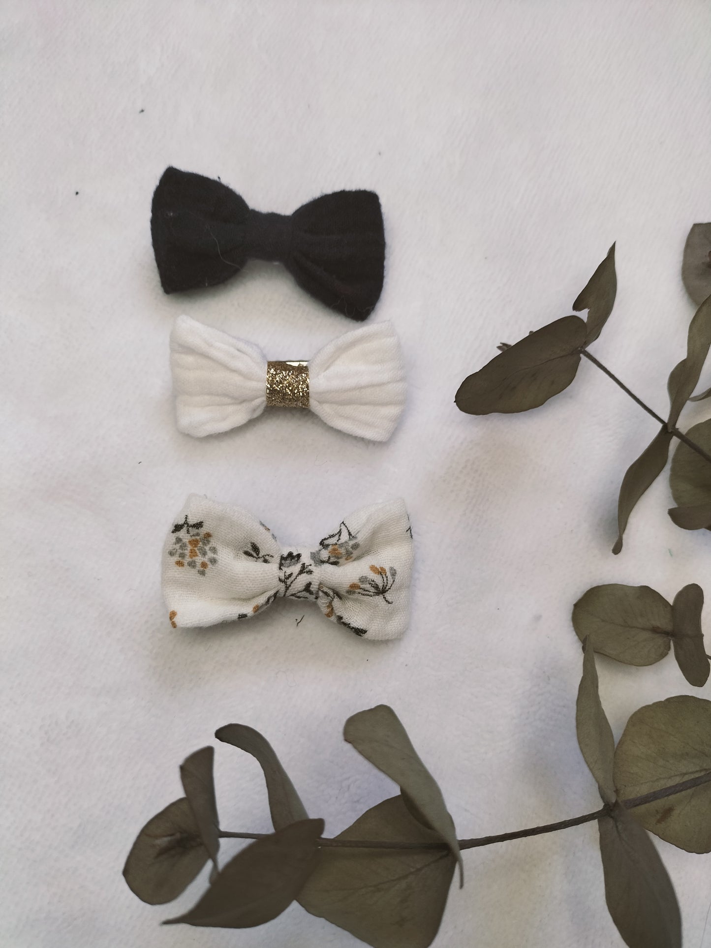 Lot de 3 barrettes en stock