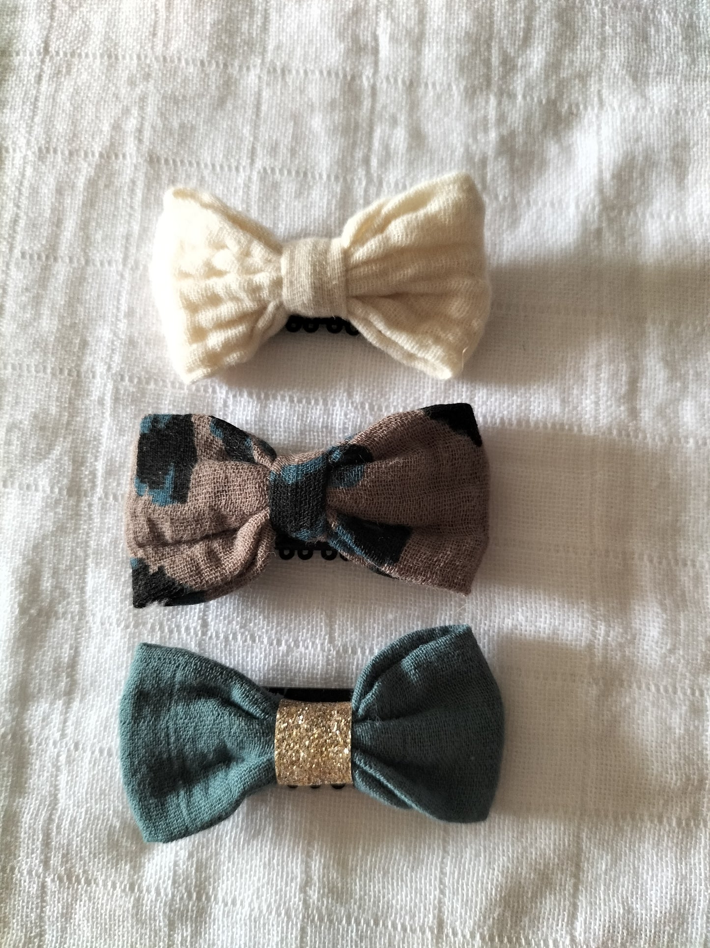 Lot de 3 barrettes en stock