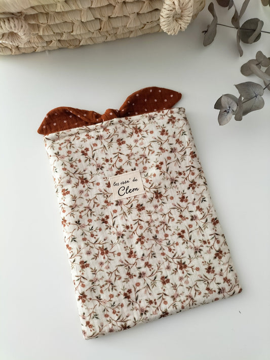 housse à livre de poche en stock