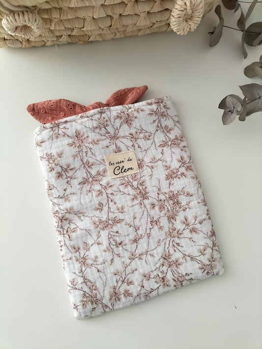 housse à livre de poche en stock